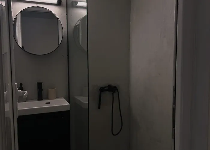 Modern & Comfortable House Daire *