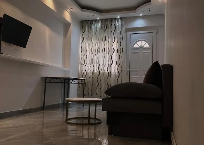 Modern & Comfortable House